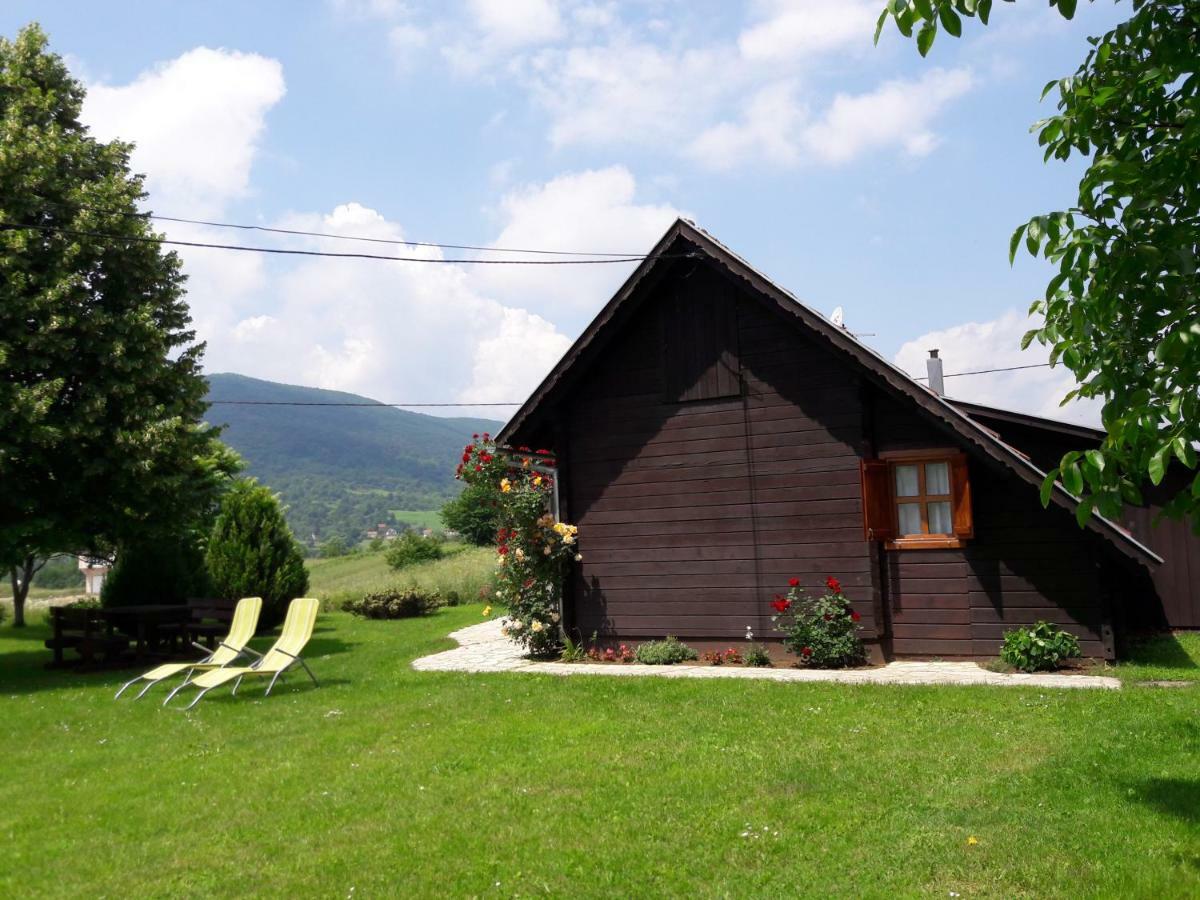 Wooden House Nela Near Plitvice Lakes Smoljanac Exterior photo